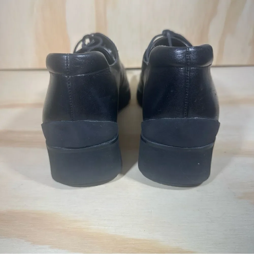 Andre Assous Black Calf Hair Platform Loafer Shoes Size 9